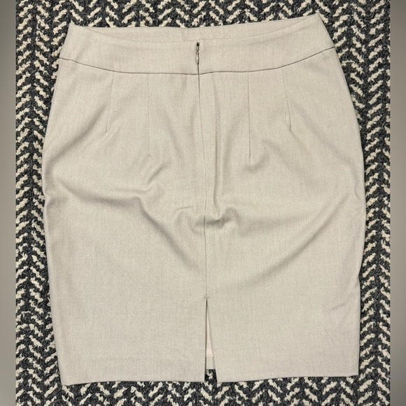 EXPRESS High Rise Pencil Skirt in Cream Size 12 - Picture 5 of 5